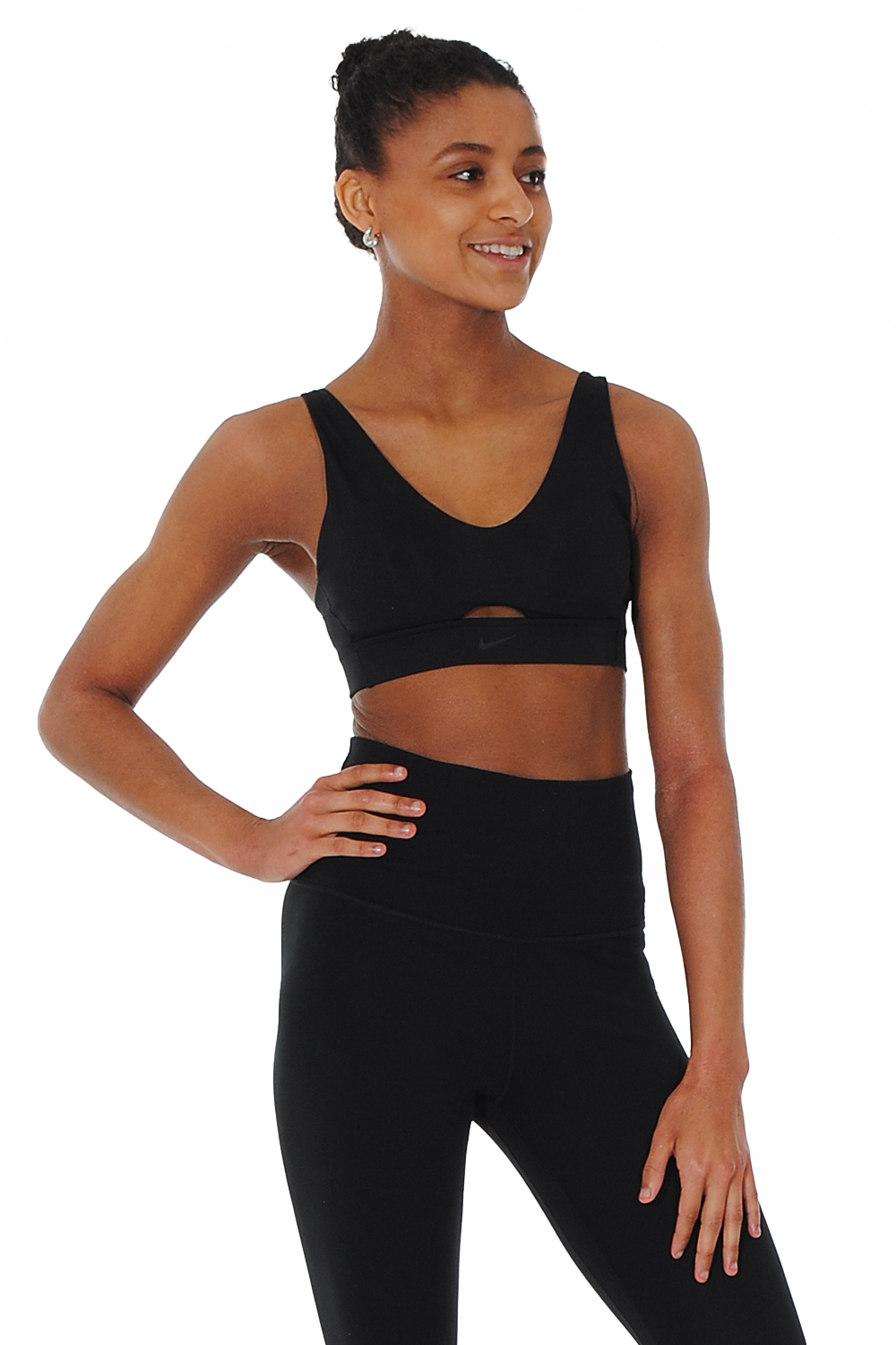Nike Damen Dri-FIT Indy Plunge Cut-Out-BH